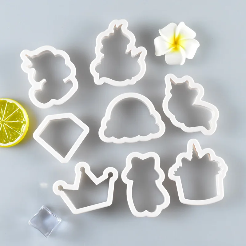  8Pcs/Set DIY Cute Cartoon Unicorn Horse Shape Fondant Cake Cookie Cutter Mold Biscuit Decorating Moulds Kitchen Baking