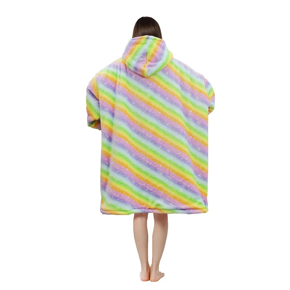 Wholesale   hooded wearable blanket  flannel sherpa  customize oversize  sweatshirt hoodie