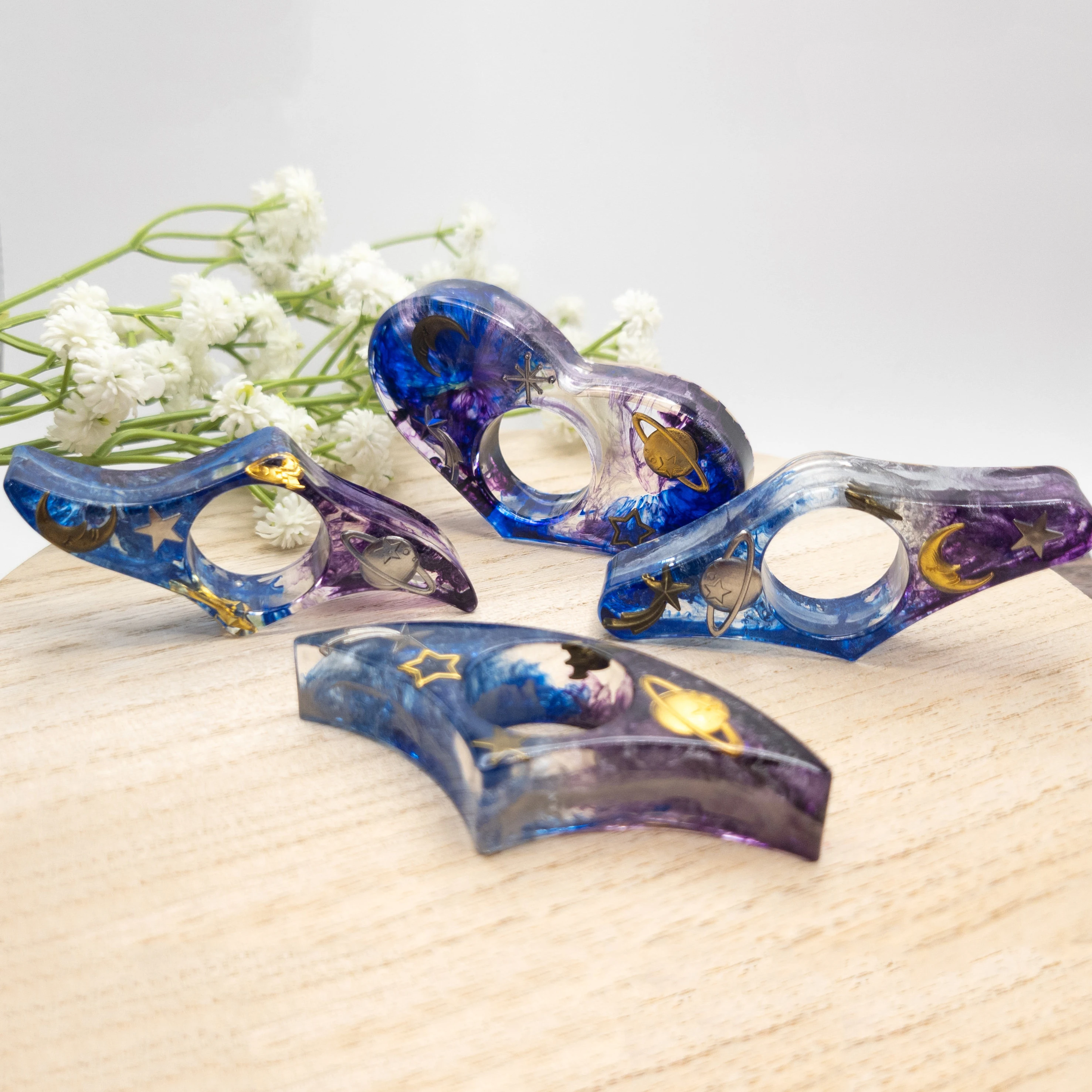 Space Moon Star Resin Book Press Thumb Page Holder Reader Gift Bookmark Reading Aid Gift