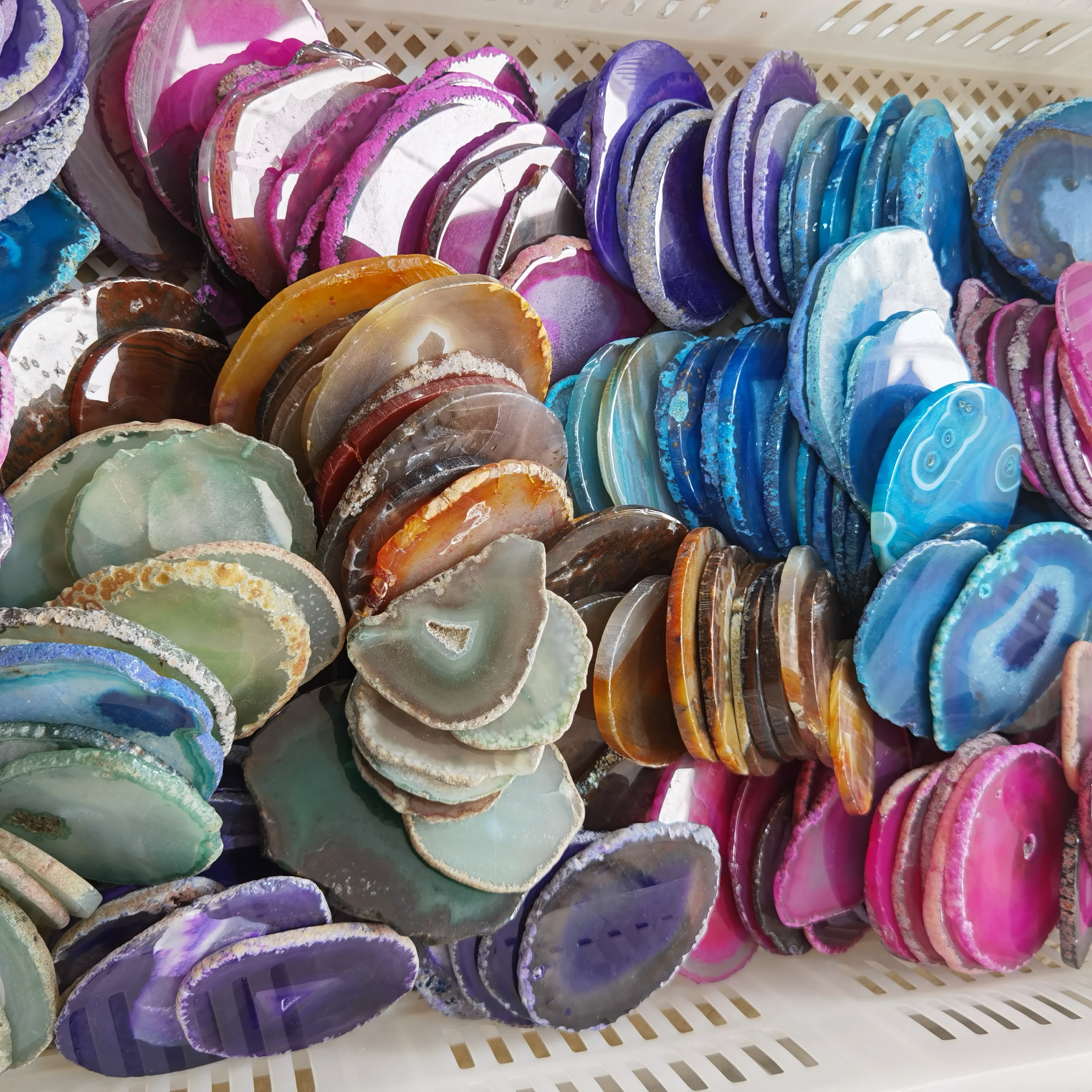 Hot Sale High Quality Natural Crystal Craft For Decoration Colored Agate Slices