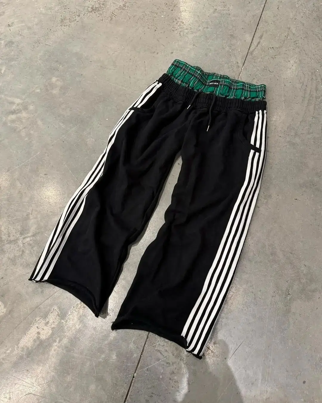 Double Waisted Trackpants 100% Cotton Side Stripes Sweat Pants Men Jogger Pants Street Fashion Baggy Track Pants