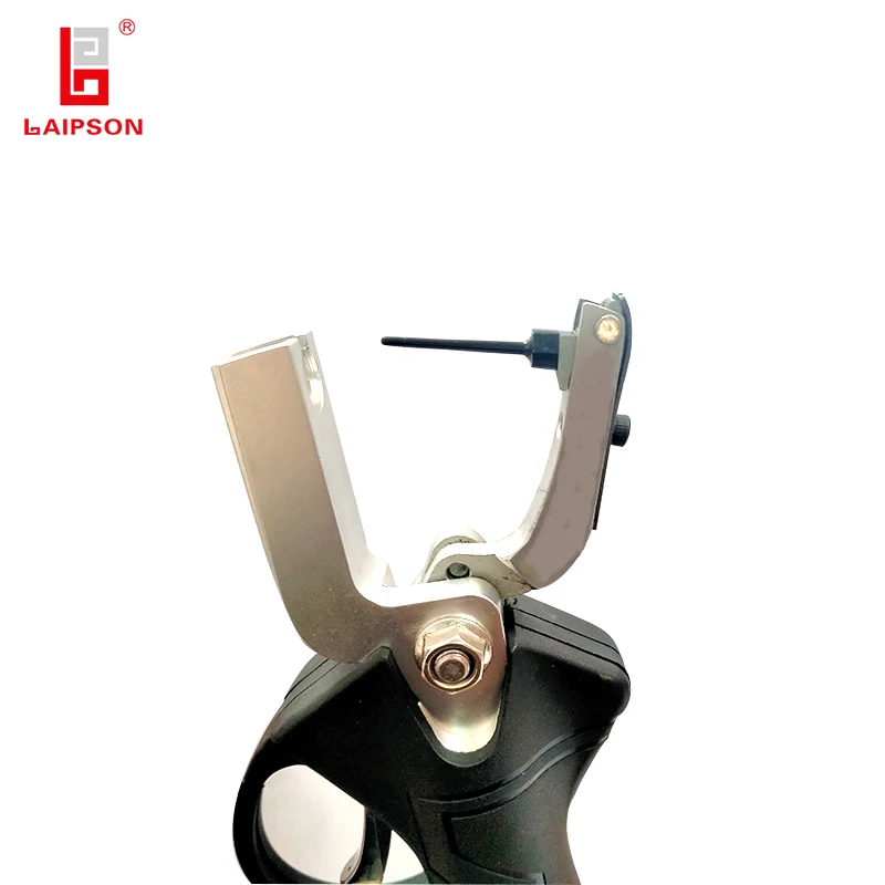 Automatic electric plier for z-type ear tag