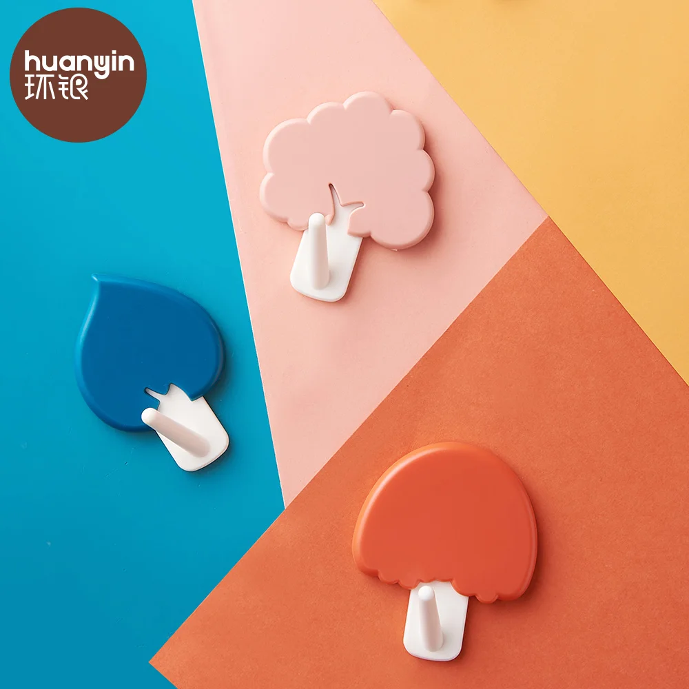 2020 new creative kitchen key holder wall hanger self adhesive plastic coat wall hook