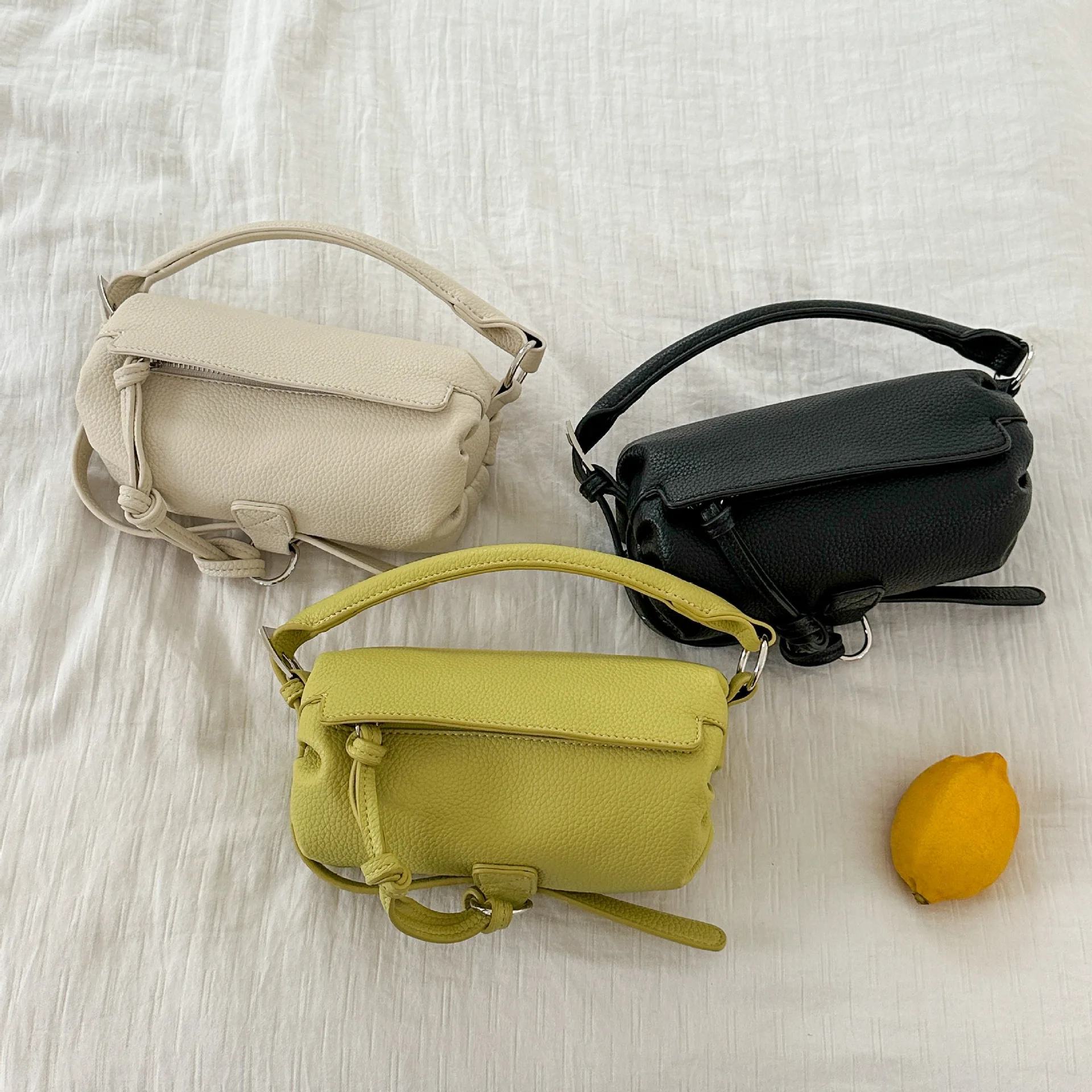 Luxury handbags for women 2023 ladies hand bags design superior leather belt cylinder bag pleated handbag for women