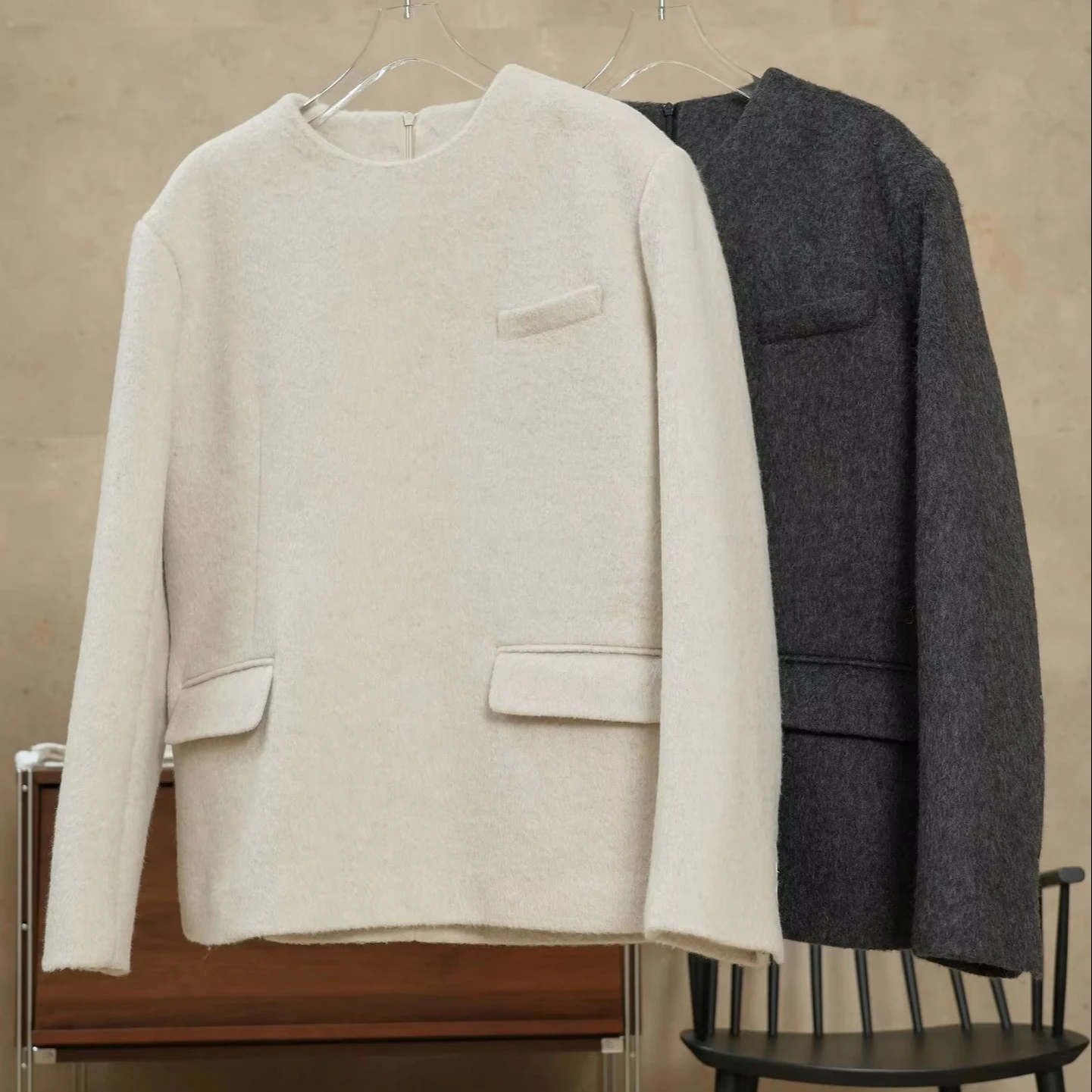 Winter new French retro lazy wool pullover can be customized suit material loose crisp coat blouse woman