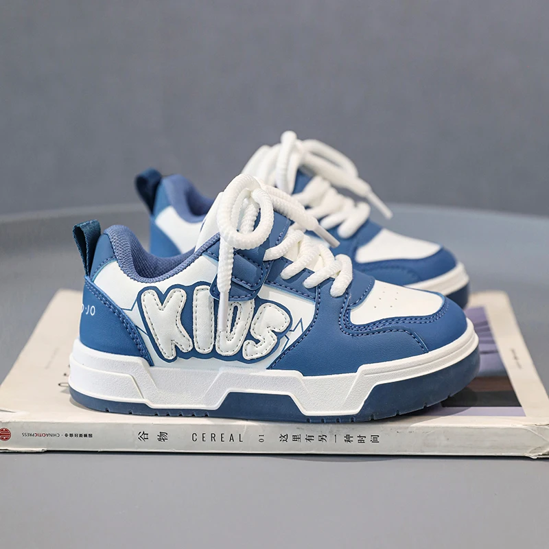 Hot Selling Unisex Casual Bread Shoes for Boys Girls Trendy Lace Upper Material for Sports Walking in Summer Winter Spring