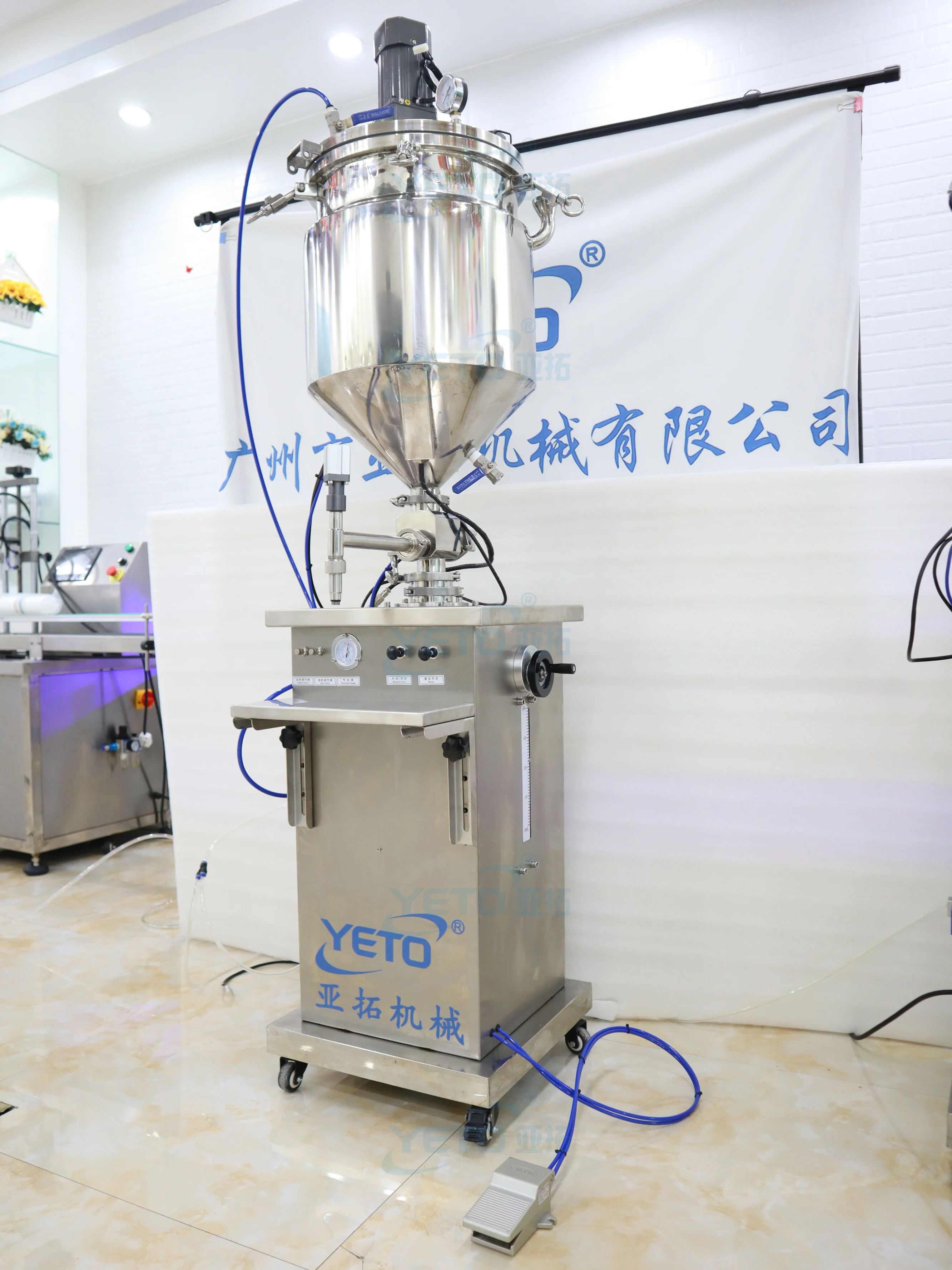 Ceramic Plunger Pump Semi Automatic Cosmetic Face Cream Filler Essence Mascara Concealer Lip Gloss Lotion Paste Filling Machine