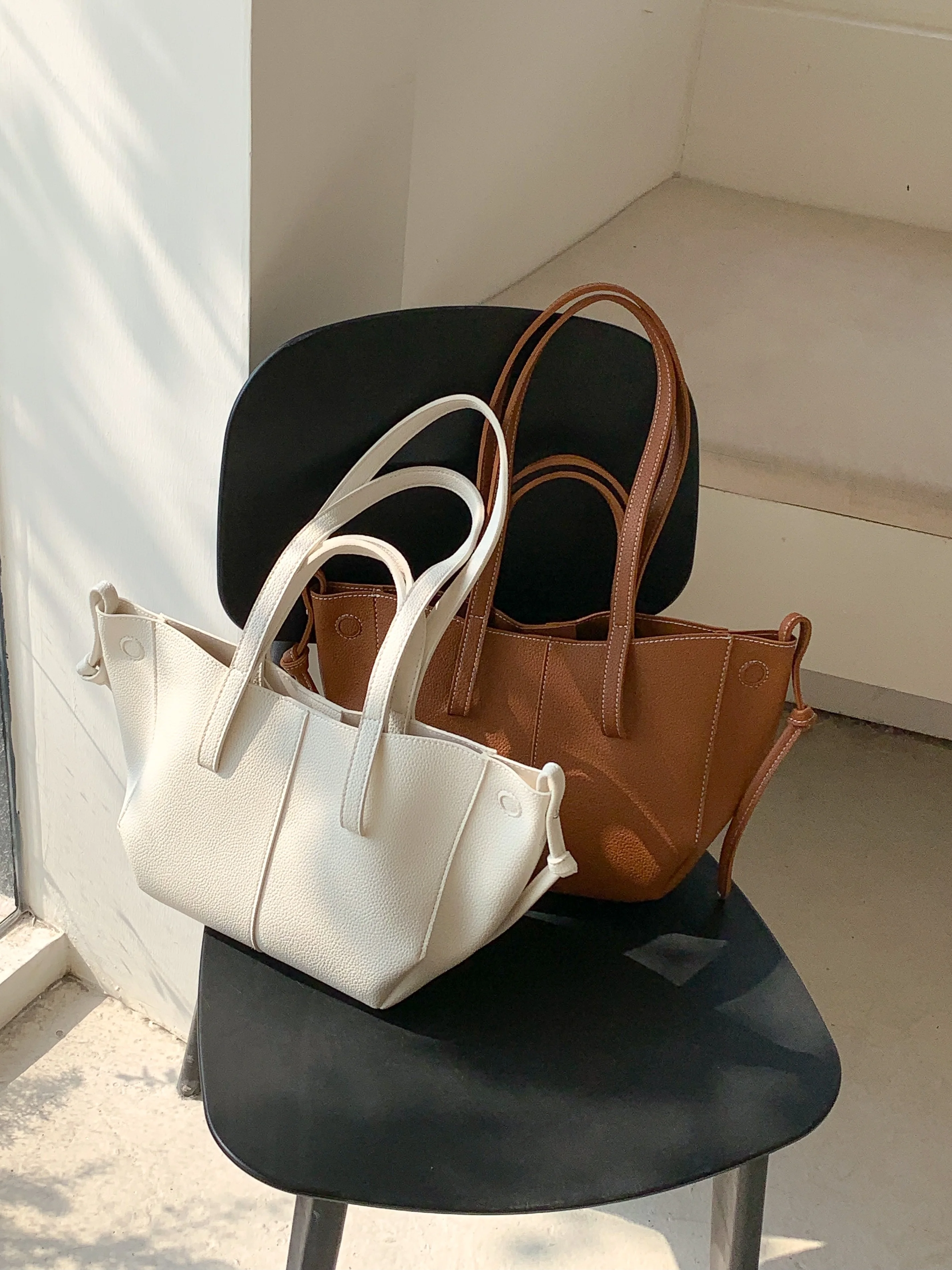 2024 new wholesale soft pu leather shoulder bag fashion trend handbag Large capacity premium tote bag for women