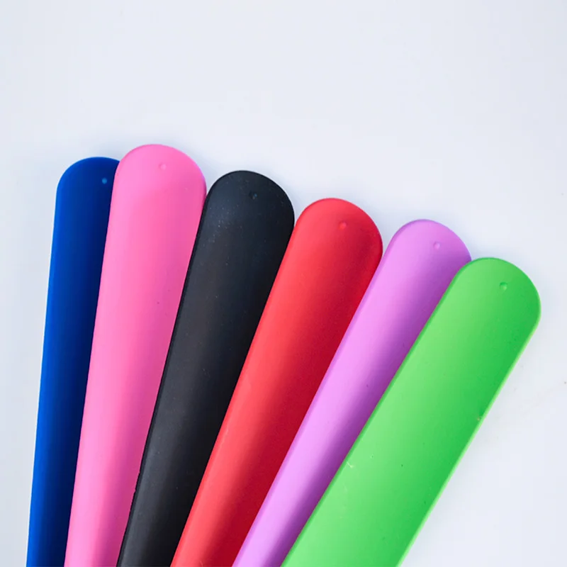 Customized Salon Hairdressing Magnet Slap Bracelet Rubber Magnetic Wrist Band