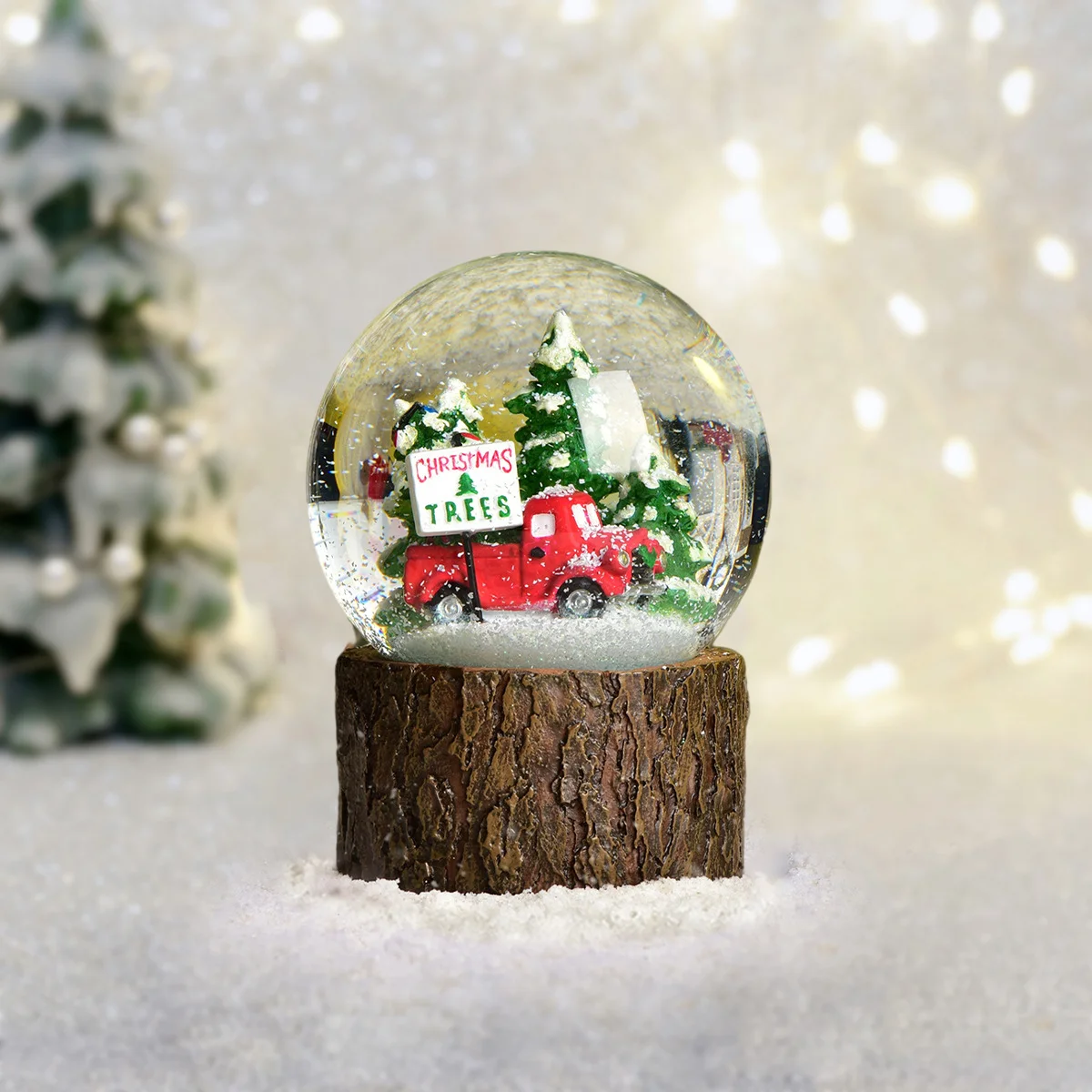 Handmade Crystal Snowball Christmas Decoration Musical Christmas Snow Globe With Blowing Snow