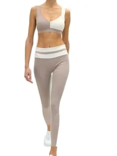 2023 Women Latest Yoga Gym Workout Wear Running Fitness Fashion Wholesale Women Custom Crop Top Sexy Ladies Dry Fitt Beautiful