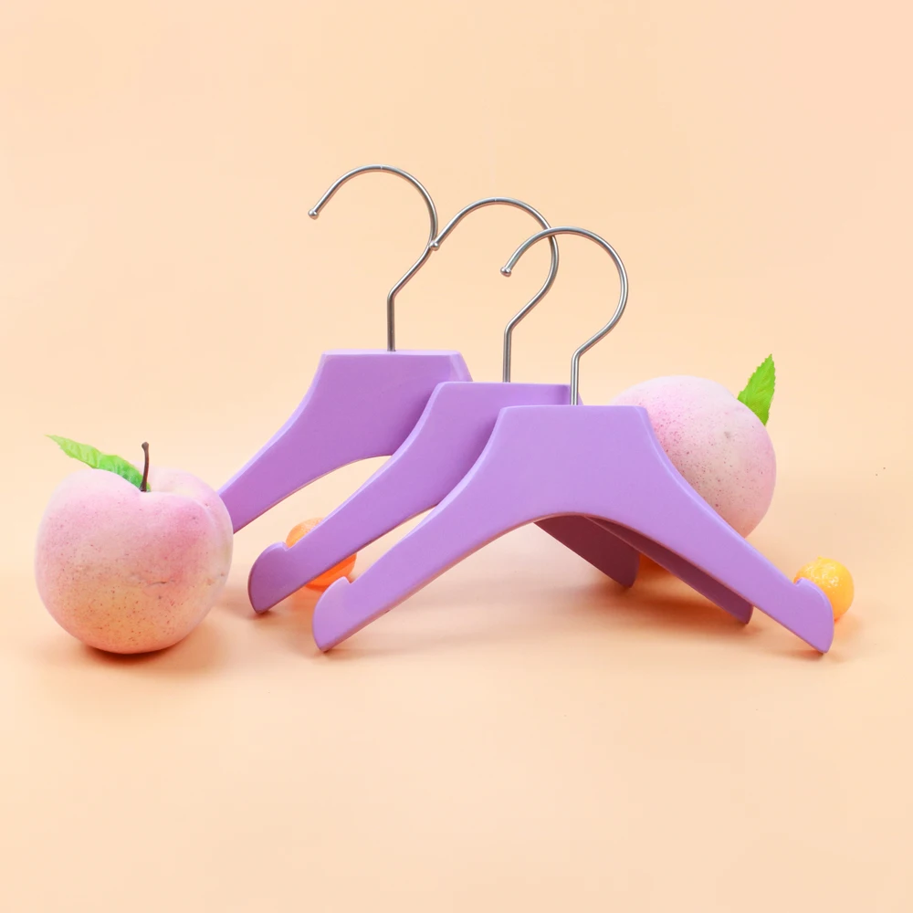Wholesale Custom Clothing Store Supplies Pet Dog Cat Hangers & Racks Mini Wooden Baby Clothes Hanger