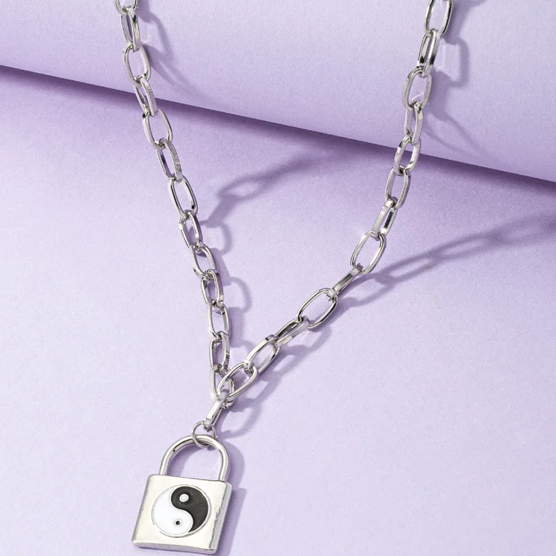 Unique Design Silver Plated Link Chain Lock Pendant Necklace Alloy Traditional Yin Yang Balance Choker Necklace For Couples
