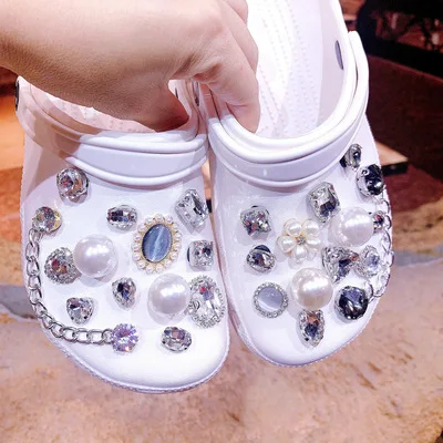 
2021 crocodile hole shoes PVC accessories lace ornaments decorative accessories ladies sandals wholesale shoe access 