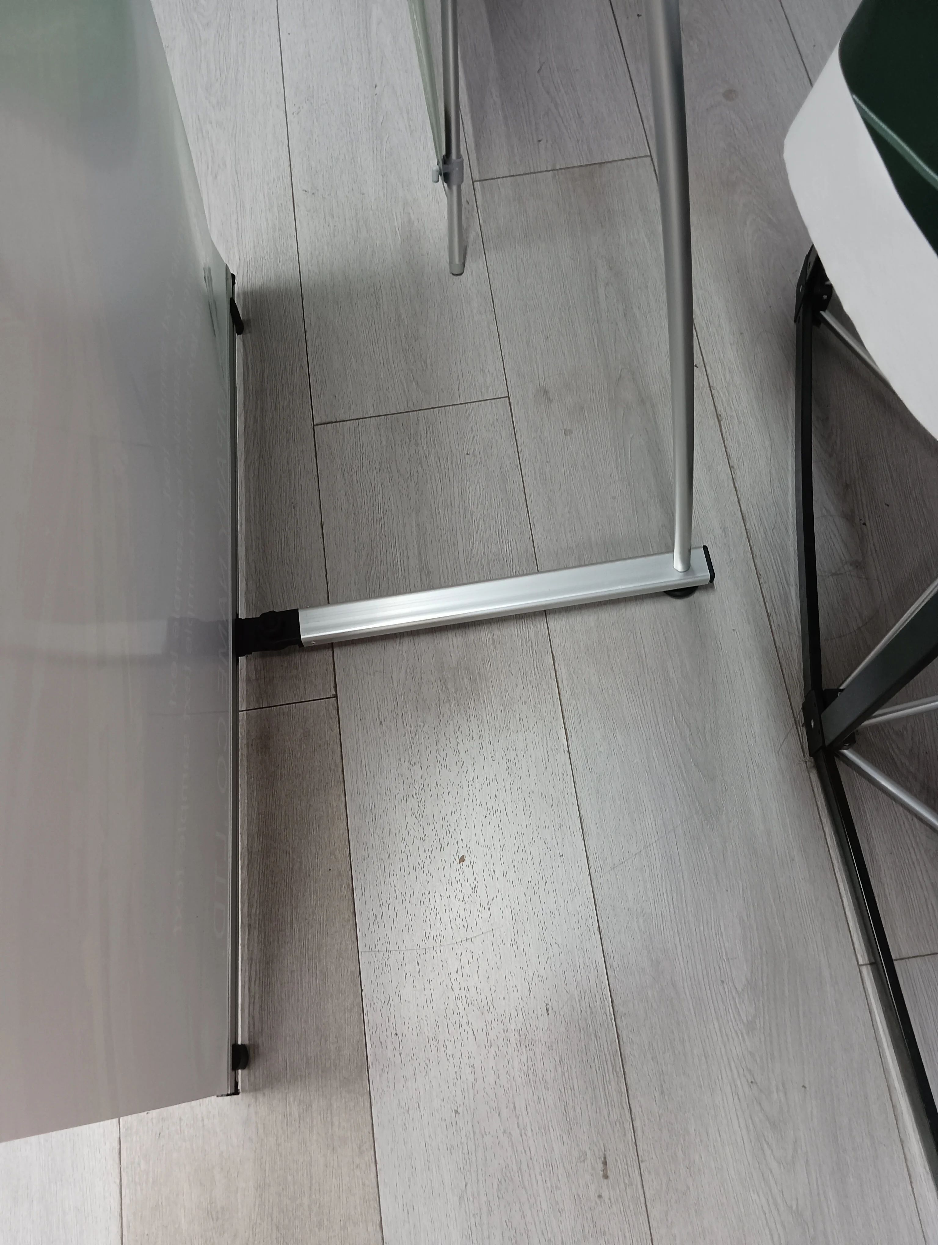 Customize L Frame Banner Stand Portable Aluminum L Stand with Adjustable Retractable L Stand for Advertising and Promotion