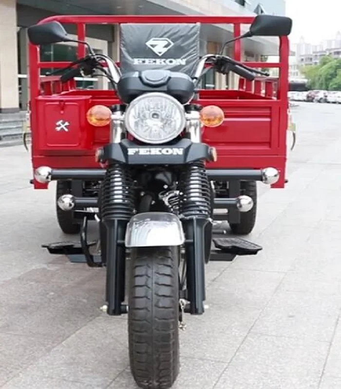 hottest sale 200cc 250cc tricycle for cargo with booster