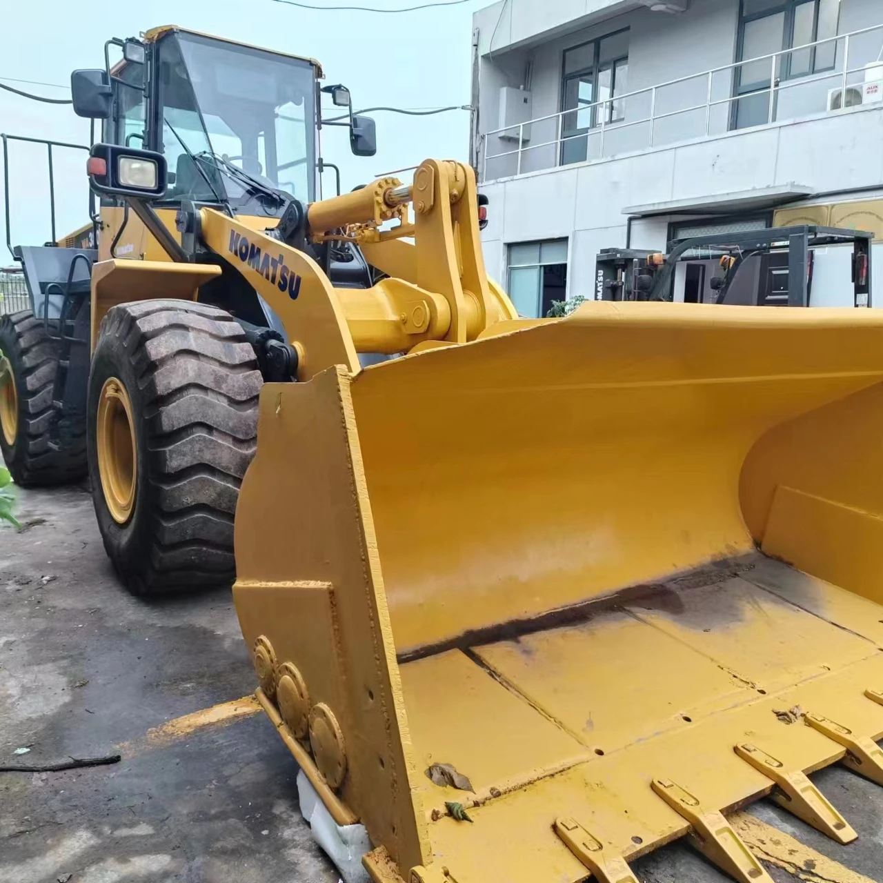 Second-hand Komatsu WA380-6 wheel loader pay loaders construction machinery wa500/ wa600 tyres machinery for sale wa380 wa320