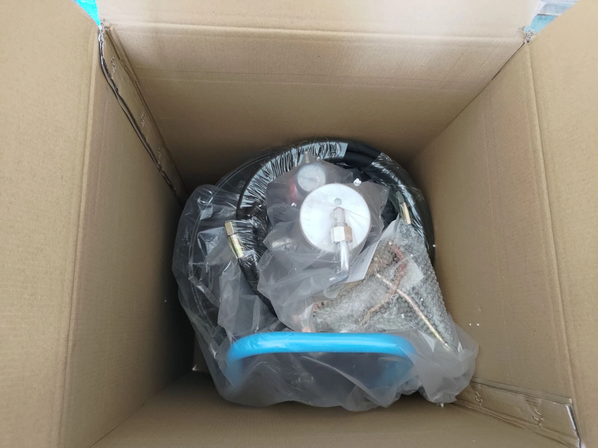 50:1 High Pressure 35L Pneumatic Grease Pump Air Operated Bucket Grease Pump with wheel Hose nozzle