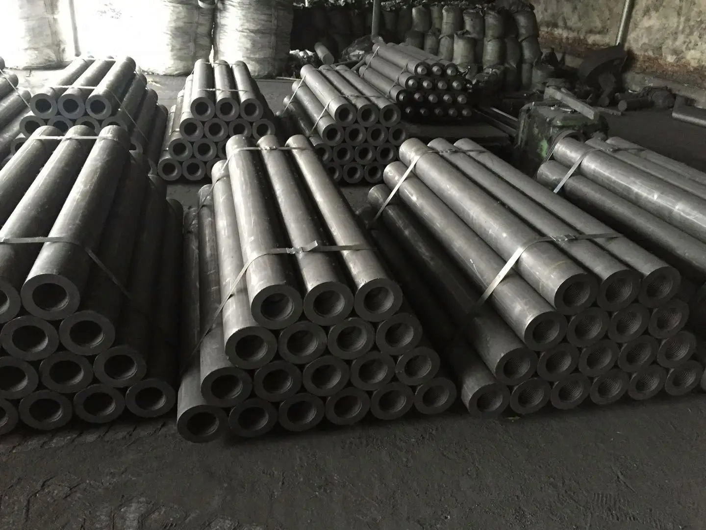 High-purity ultra-fine synthetic artificial graphite powder supplier