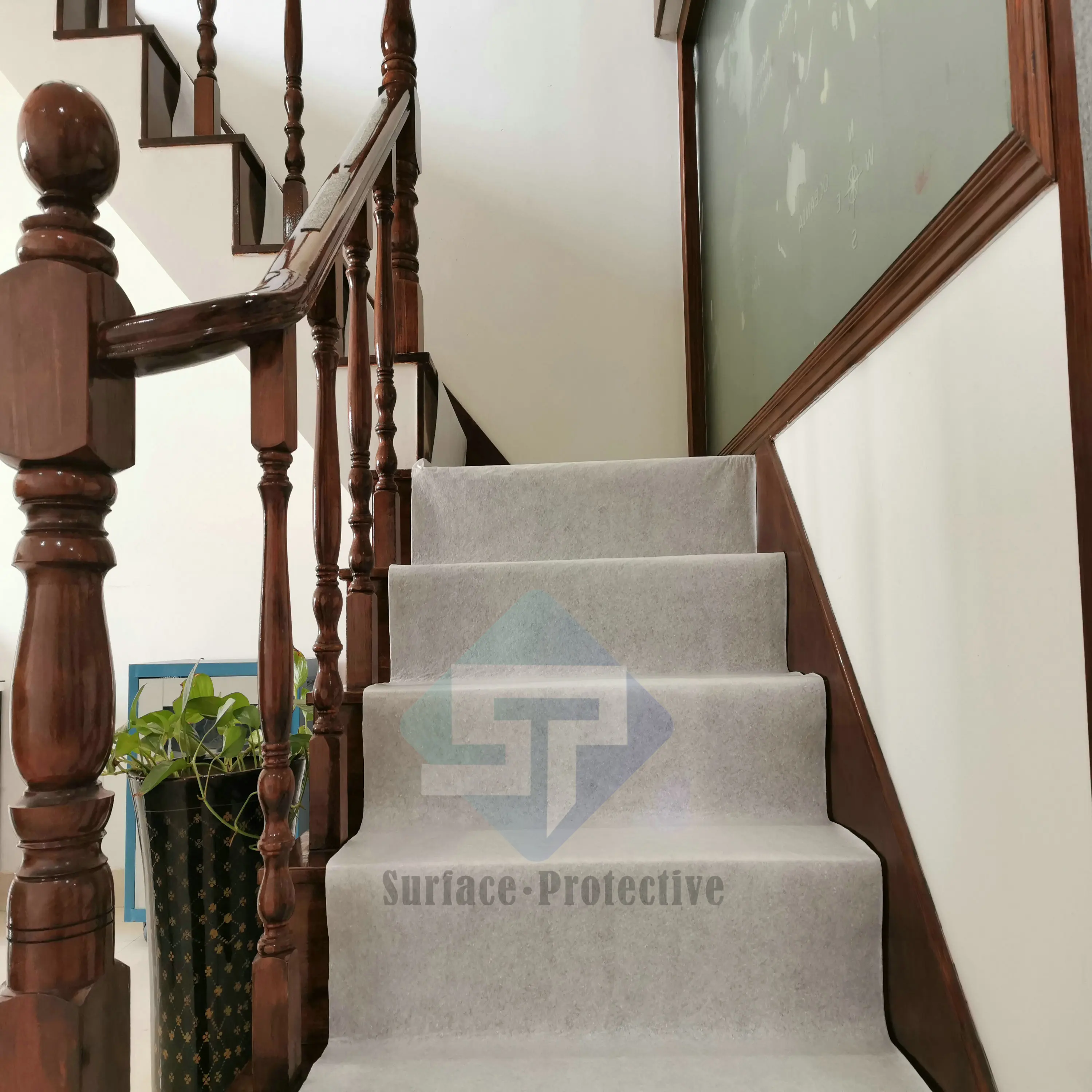 Hot sale 160g 1*25m  Self adhesive Floor protection felt Roll  paint cover fleece floorliner paint protection