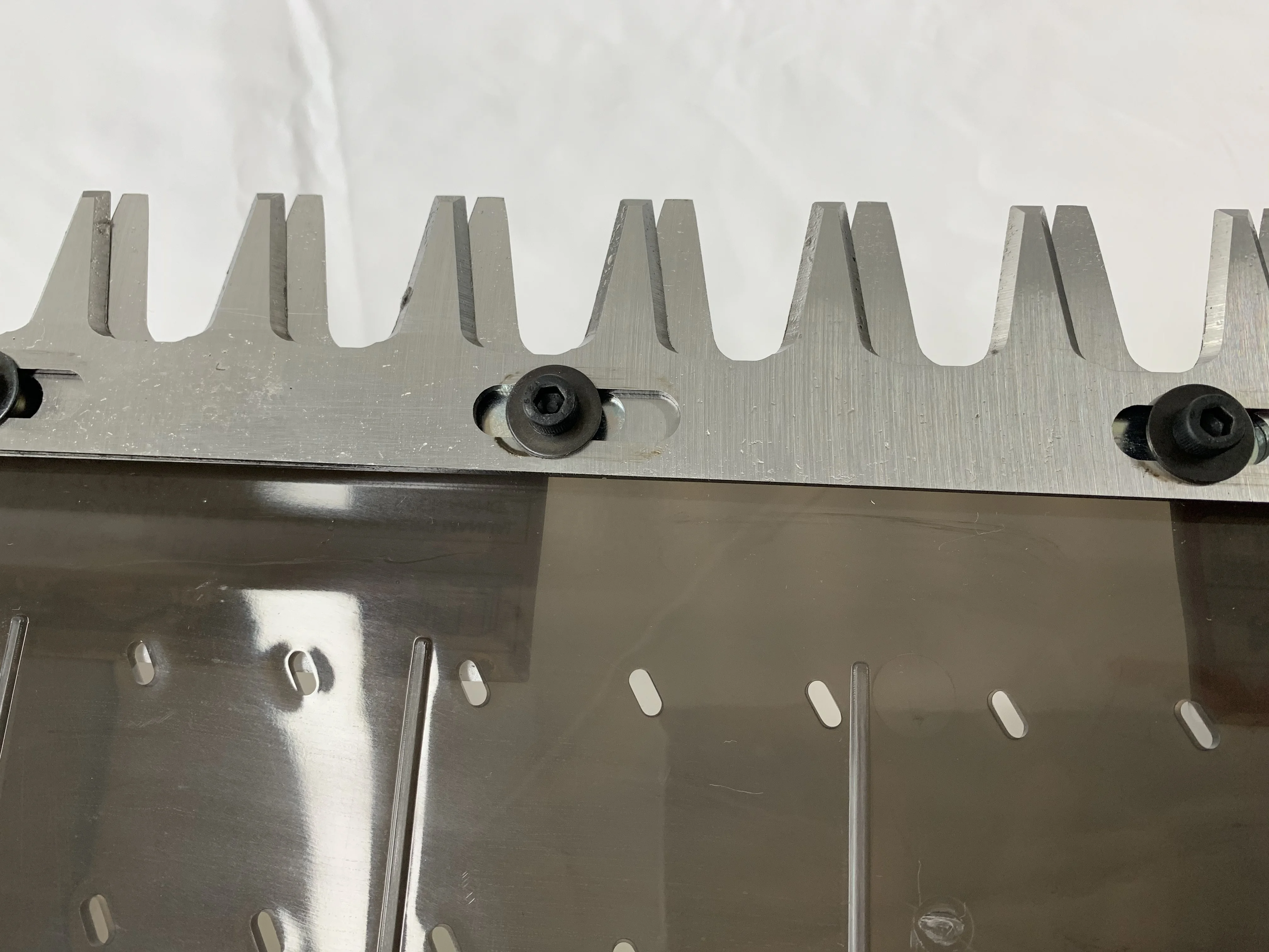 Mini Electric One Man Tea Harvester Battery Operated Tea Harvesting