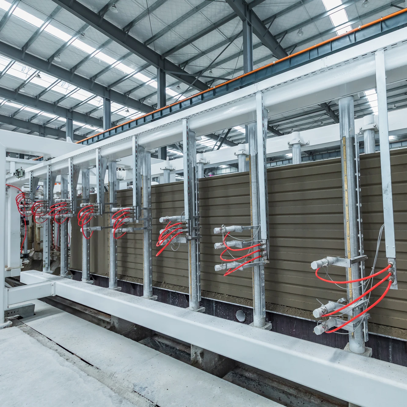 Набор для резки оборудования производства кирпича и панелей