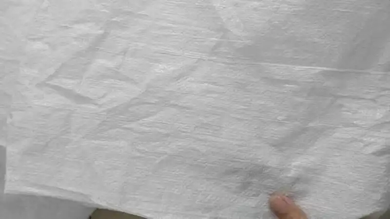 As customized Perforable and Sliceable Hot Sell Weed Mat PE Plastic Weed White Mat Fabric Cloth Weed Barrier   Ground Cover