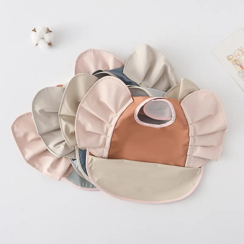 2024 20 Colors Waterproof Sleeveless Child Apron Smock Printing Girl Bibs Kids Burp Cloth Feeding Baby Bib Ruffle With Pocket