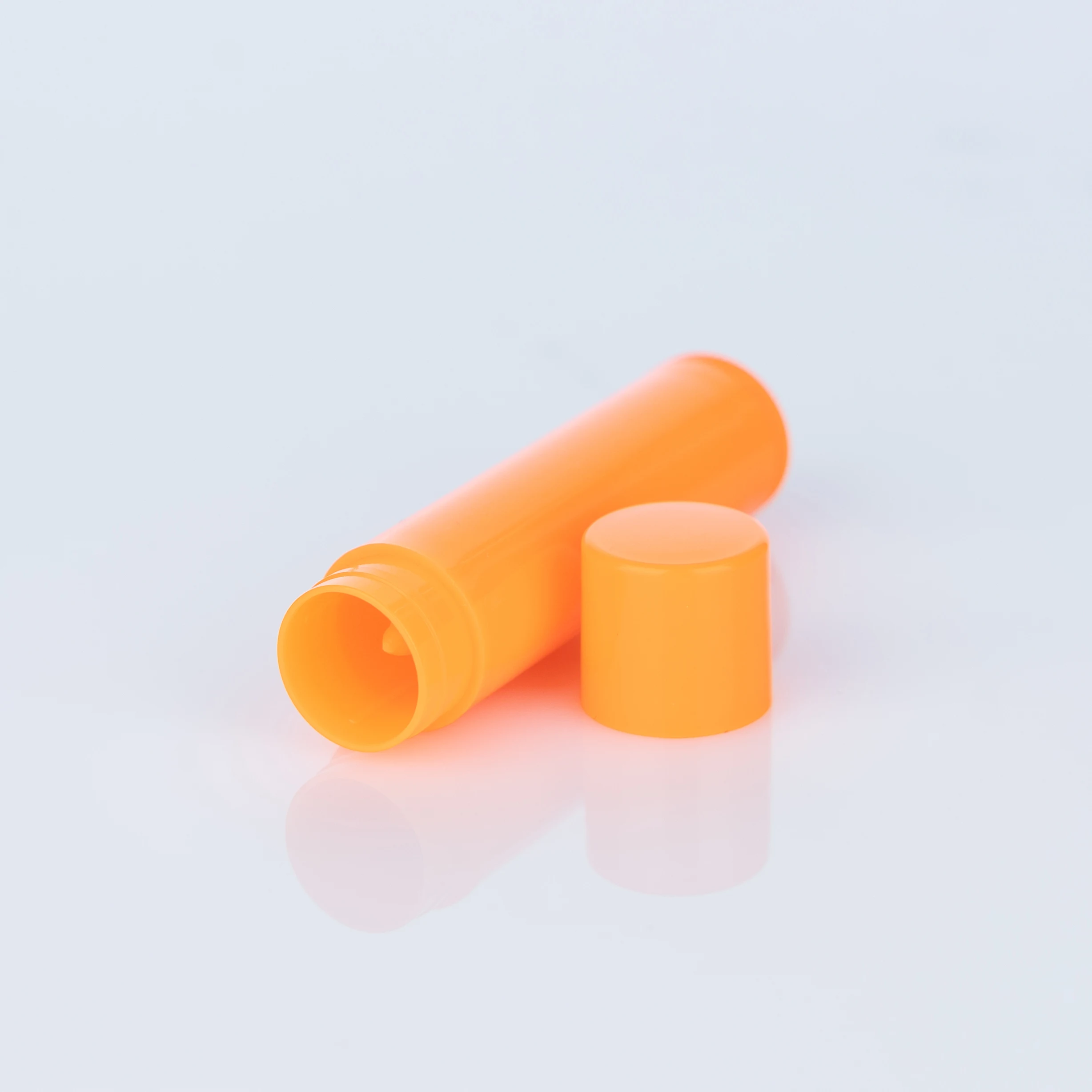 4.5g Pink round plastic lipstick container DIY empty lip balm tubes Custom Cosmetic Packaging Lipstick Tube Mini Lip Balm Tube