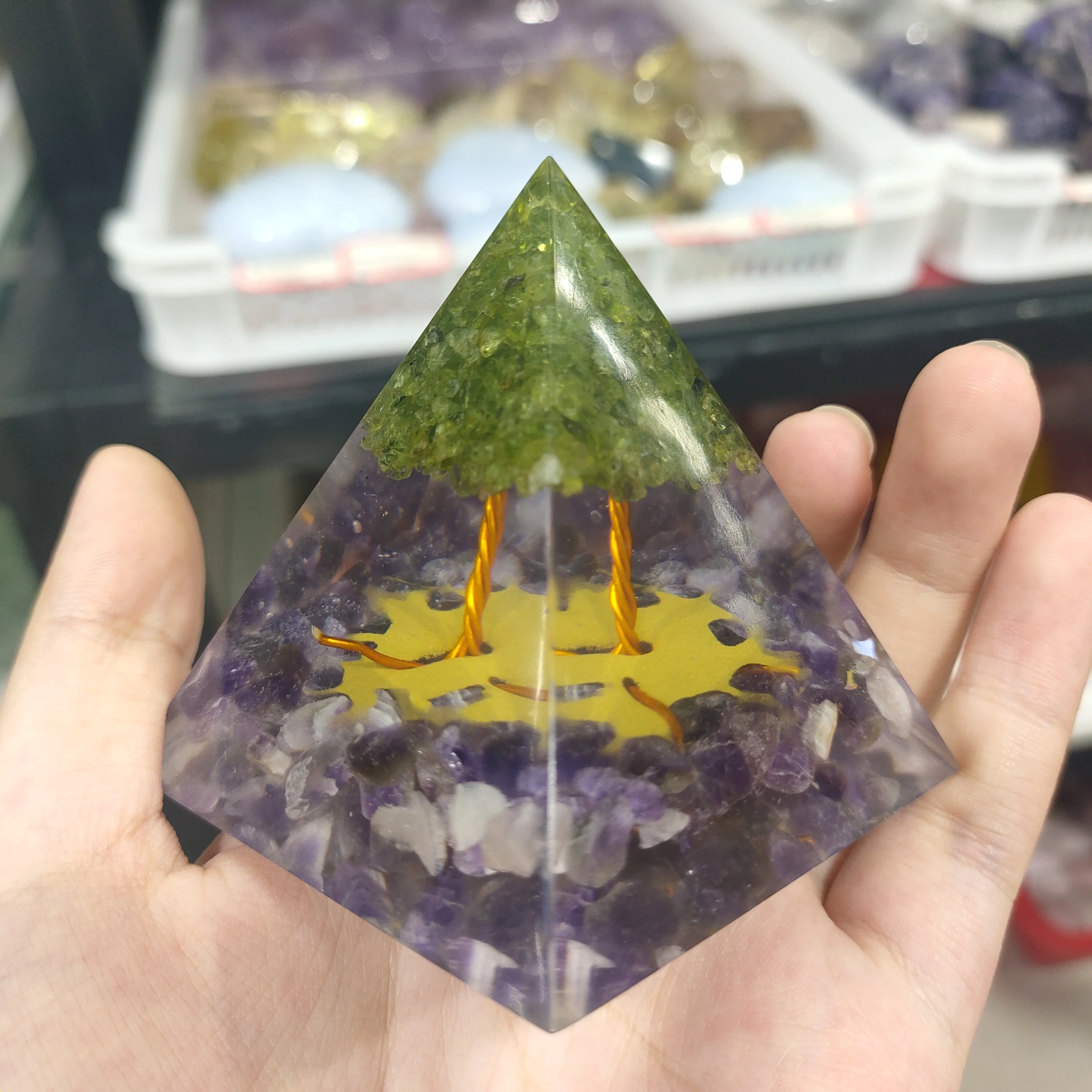 Wholesale Natural Crystal tower wand point Caribbean calcite tower for decoration