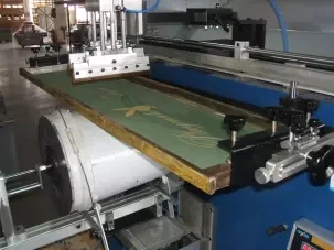 Automatic Plastic Coffee Tea Cup Curved Screen Printing Machine Price