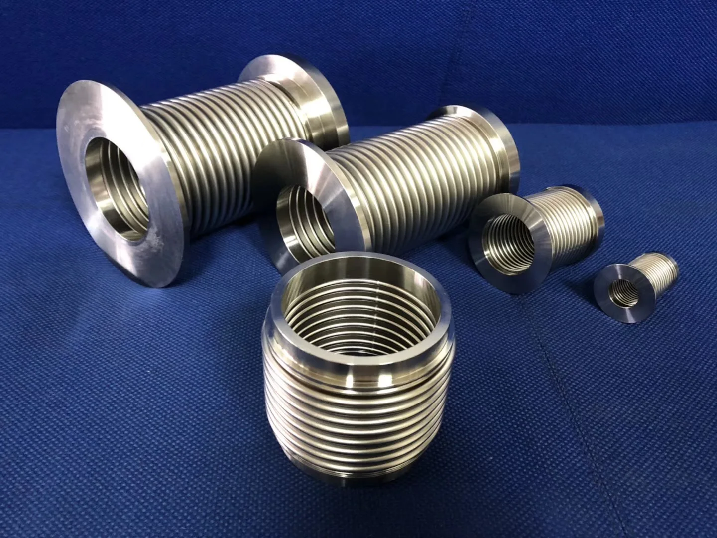 stainless steel 304 flexible bellows air vacuum bellows are used for vacuum switch or vacuum arcing chamber