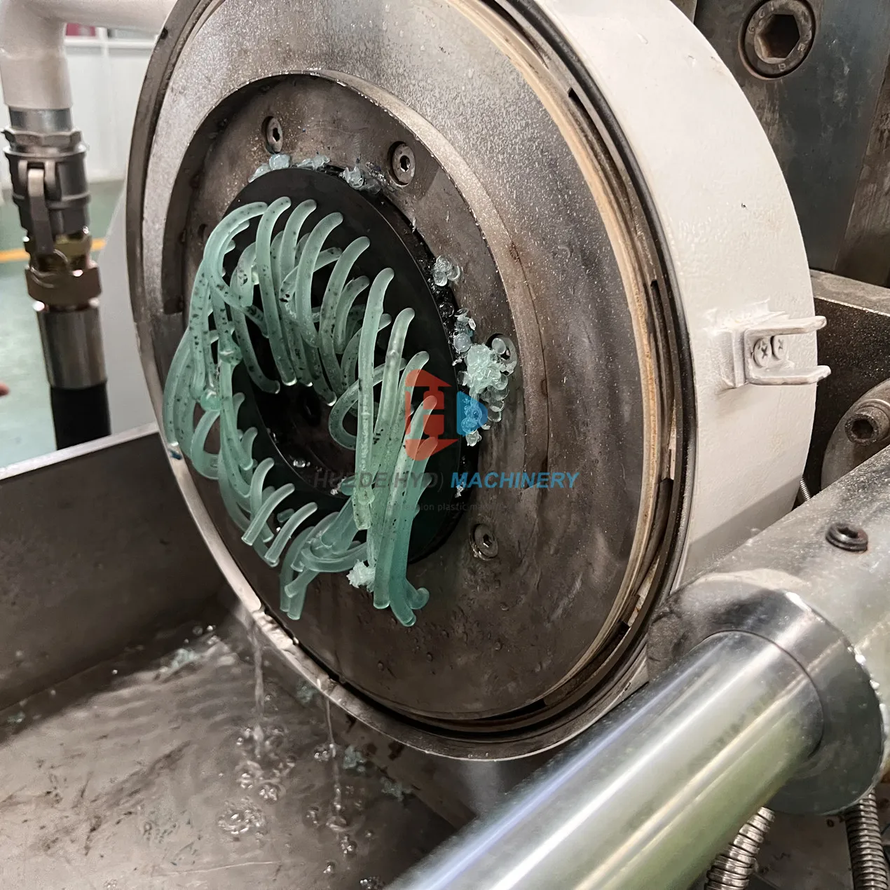 Recycling Plastic PP PE Woven Bag Film Pelletizing Line Pellets Extruder Making Machine