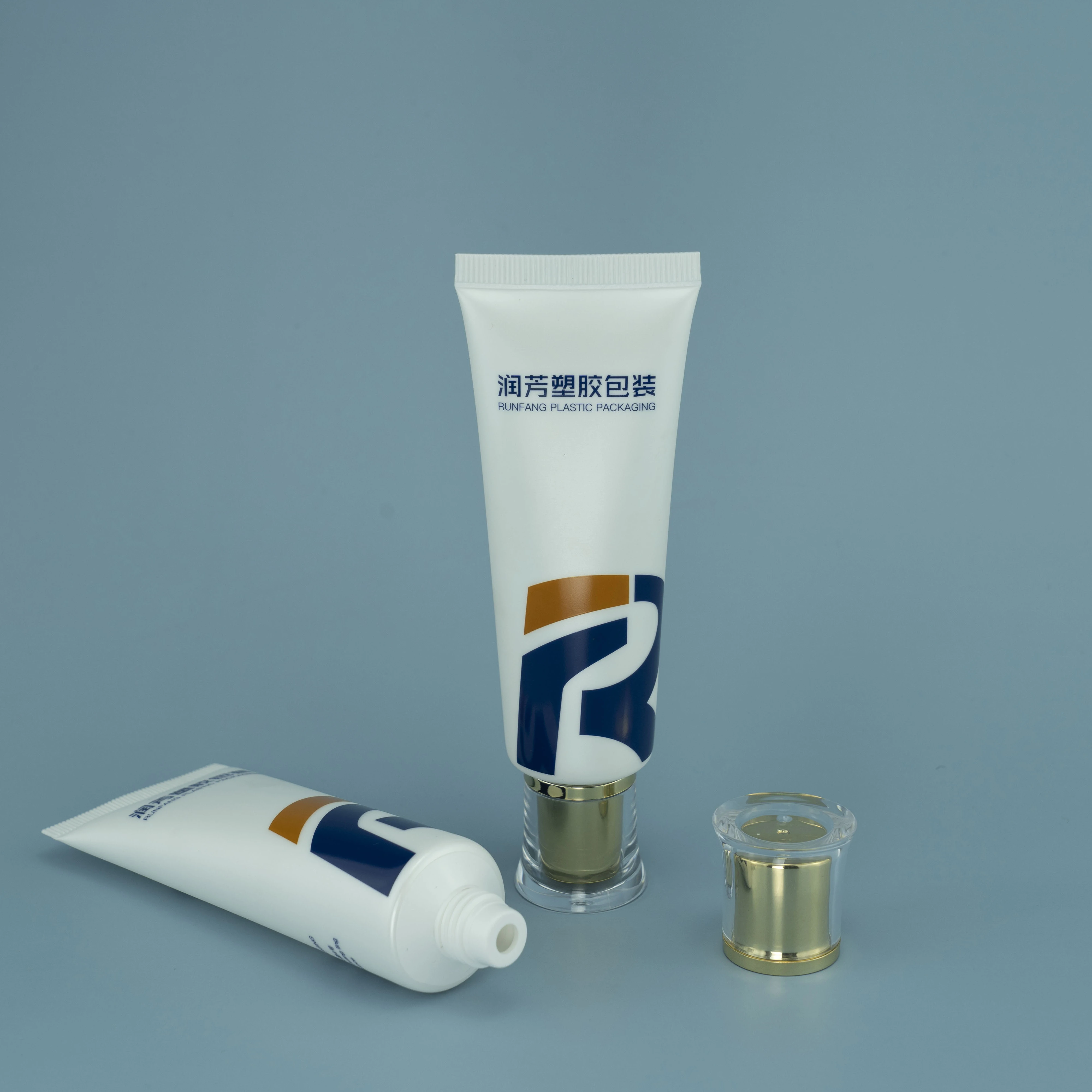 Custom D30 Plastic Soft Cosmetic Packaging Tube With High End Acrylic Oval Screw Cap For Foundation/BB Cream/Facial Cleanser