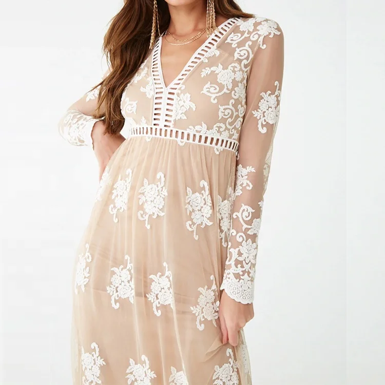 Gorgeous Women Sheer Mesh Embroidered Floral Patterns Of Lace Evening Dress