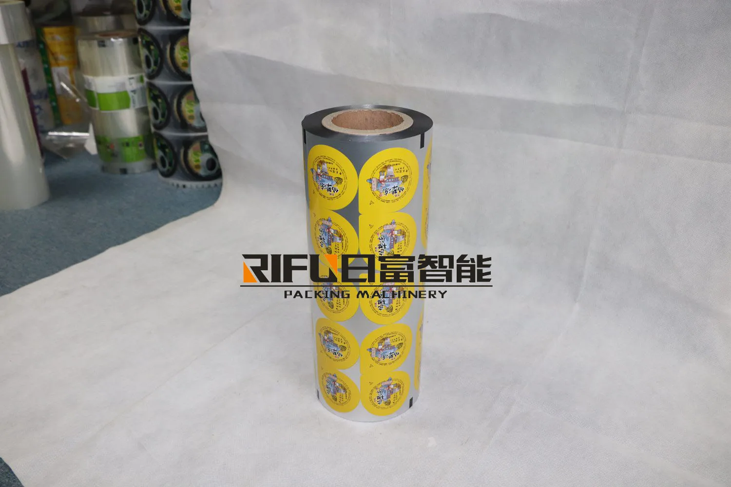 Guangzhou Tunsing Washing Resistance  Hot Melt Adhesive For Fabric Polyester Film Roll
