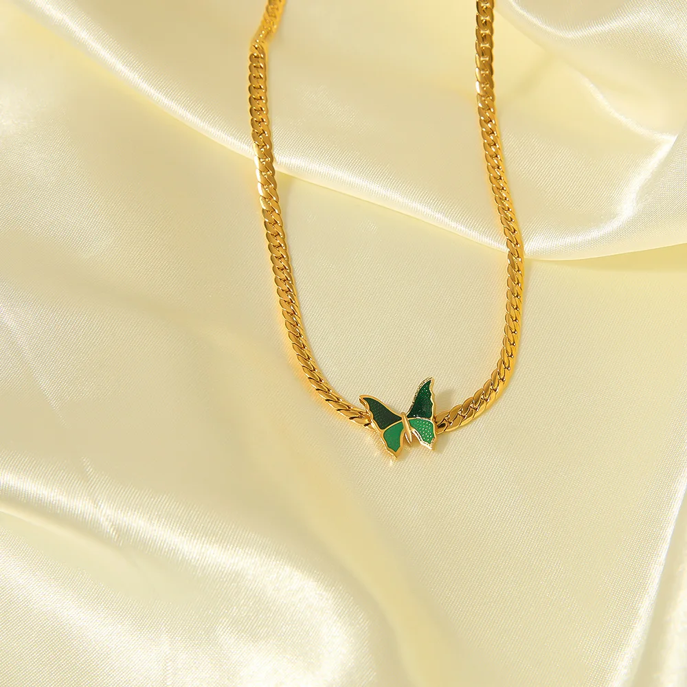 Hongtong B2-129 Retro Style Green Butterfly Neck Chain Stainless Steel Plated 18k Gold Necklace Collarbone Chain For Women