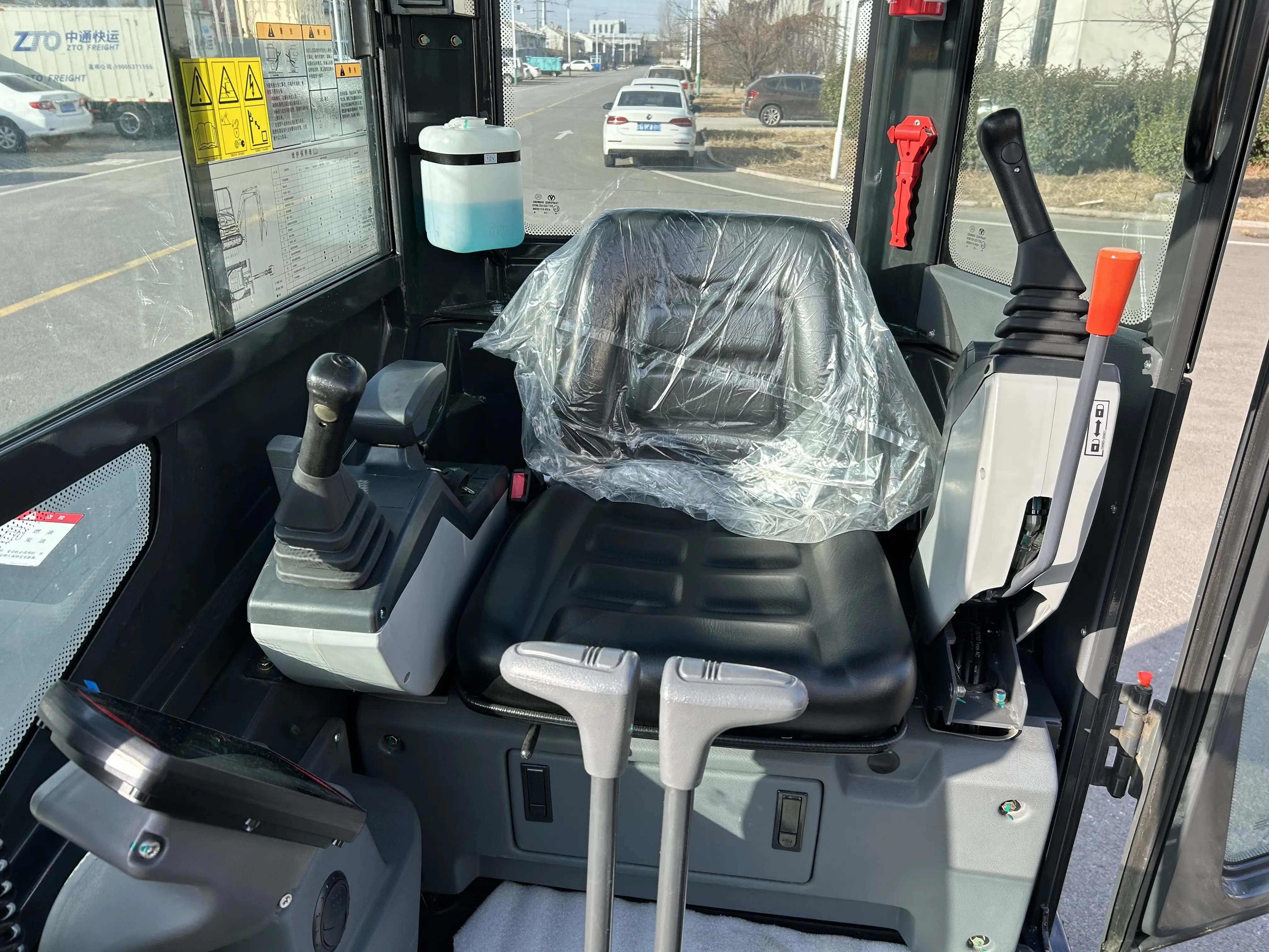 Customized Mini Excavator Remote Control Wireless Control Multi Functional Mini Excavator Small Digger