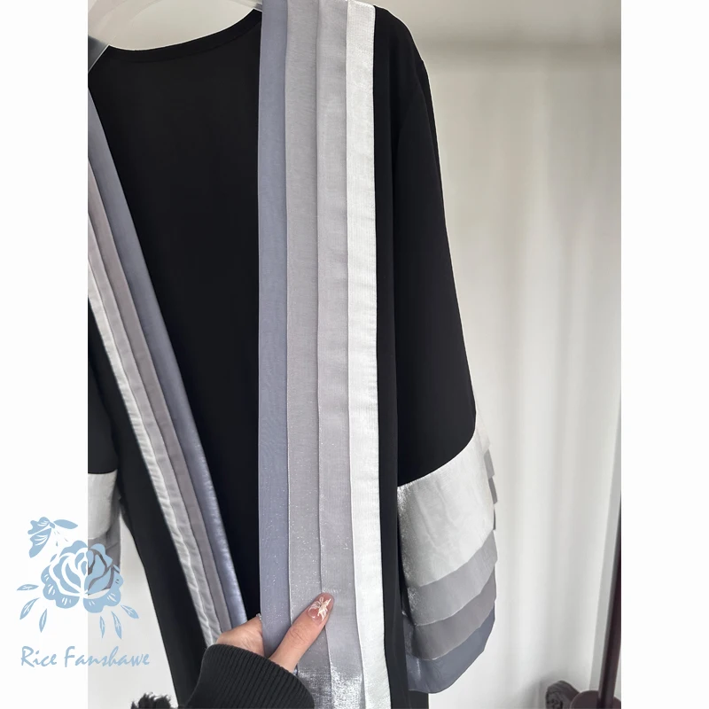 Factory Wholesale Dubai Abaya 2024 Fashion Design Graduated Color Women Islamic Clothing Hot Selling High Quality Silk Abaya