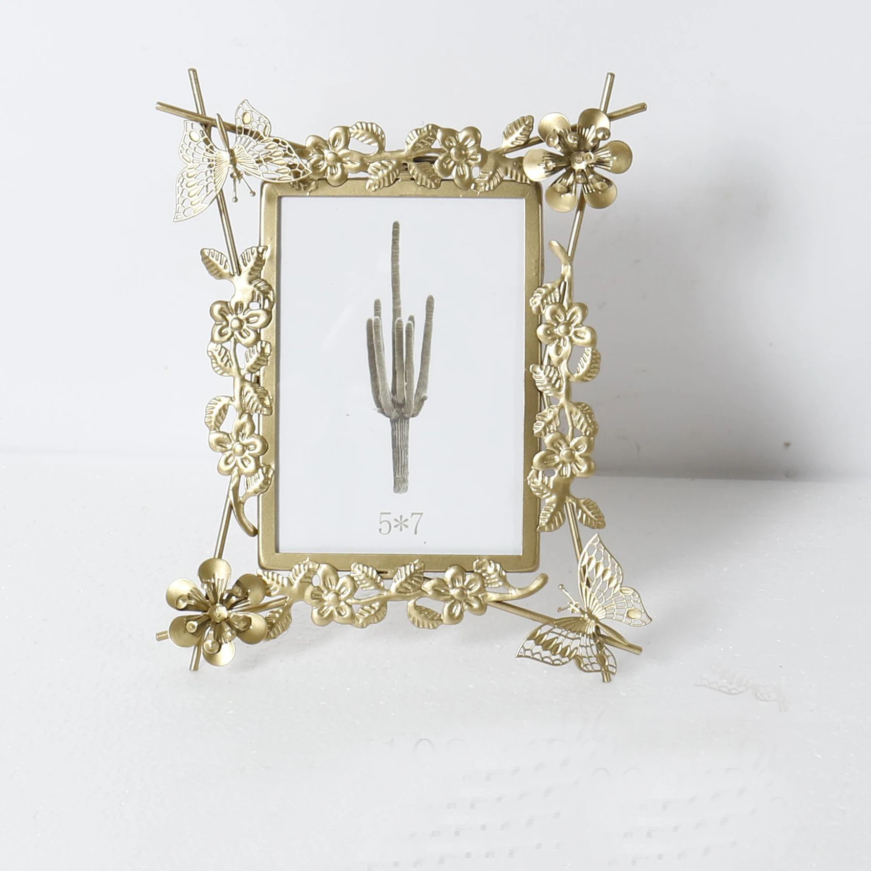 OEM ODM PS Frame Photo  Wholesale Customized Butterflies and flower 5*7Inch  photo frame gold