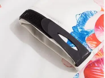 Outdoor custom made women floral printed hooded windbreaker jacket