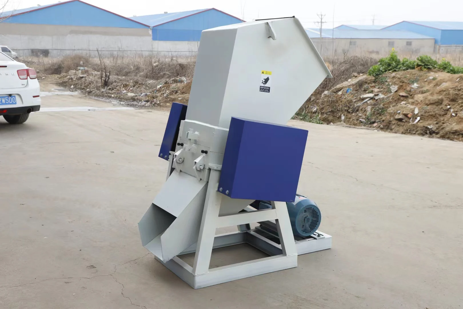 CRUSHER 400 PIC04.jpg