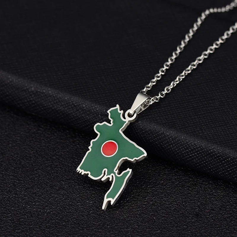 Couple Fashion Vintage Oil Drip Stainless Steel Bangladesh Map Pendant Necklace for Men Women 2024