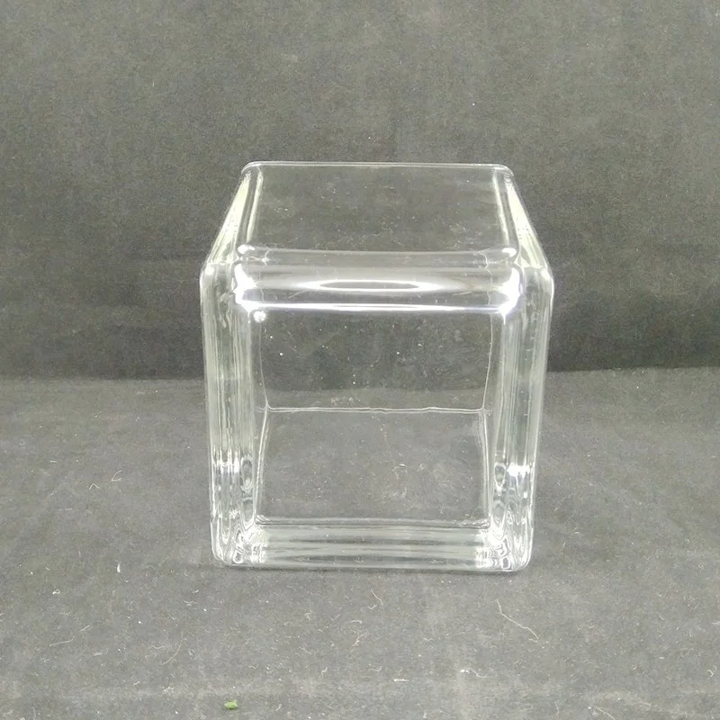 Supplying Cheap Price Transparent Solid Glass Cube/Cube Glass Vase/Tealight Holder Cube Glass  for Show Case Decoration