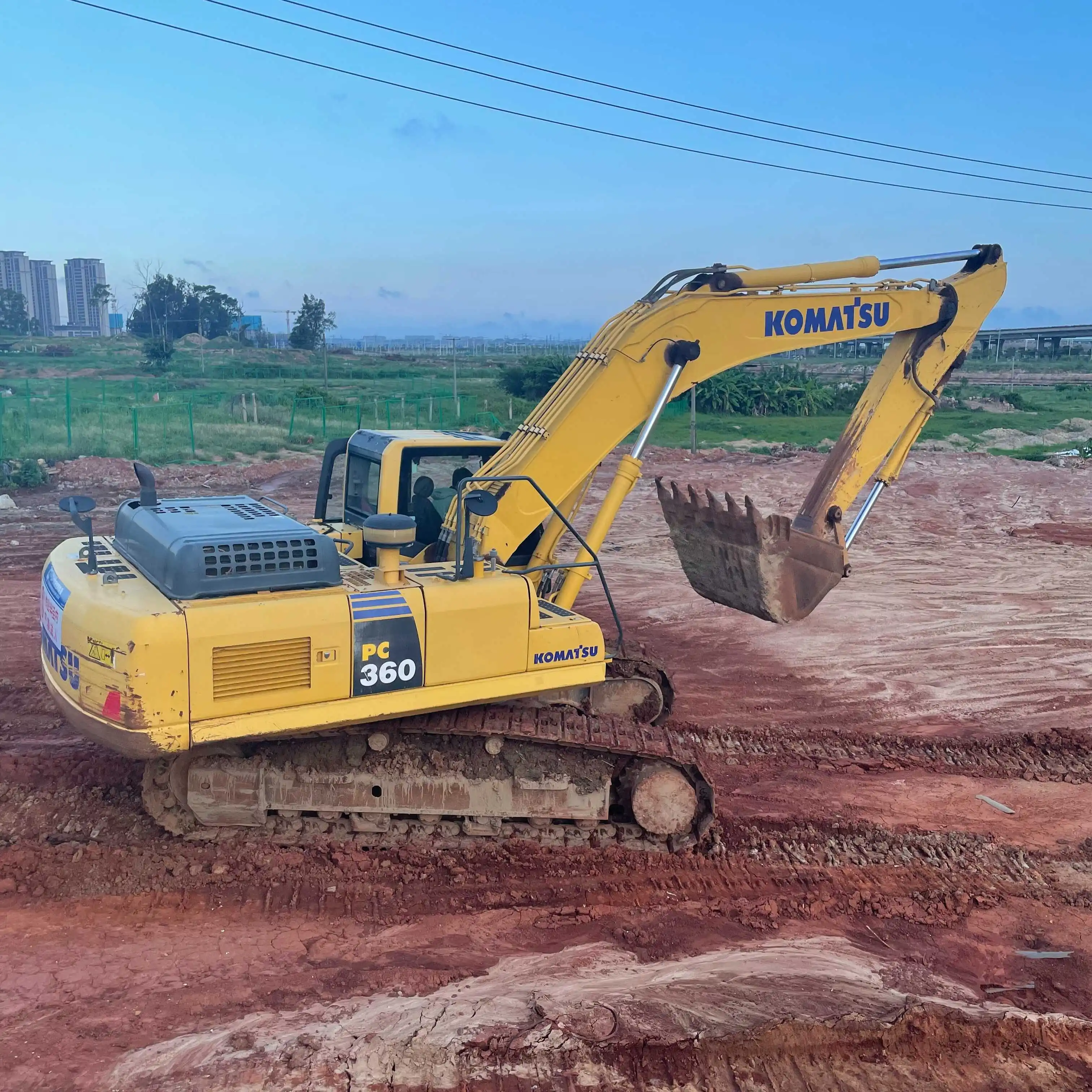 Новое поступление подержанный гусеничный экскаватор 33 т Япония Komatsu 360-8 высокая мощность отличное качество прочность низкая цена хорошо продается