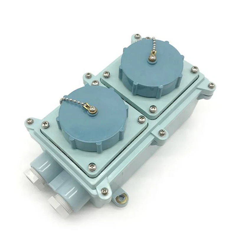 IMPA 792766 2+Earth R12-2-2 Watertight Receptacle with Interlock Switch