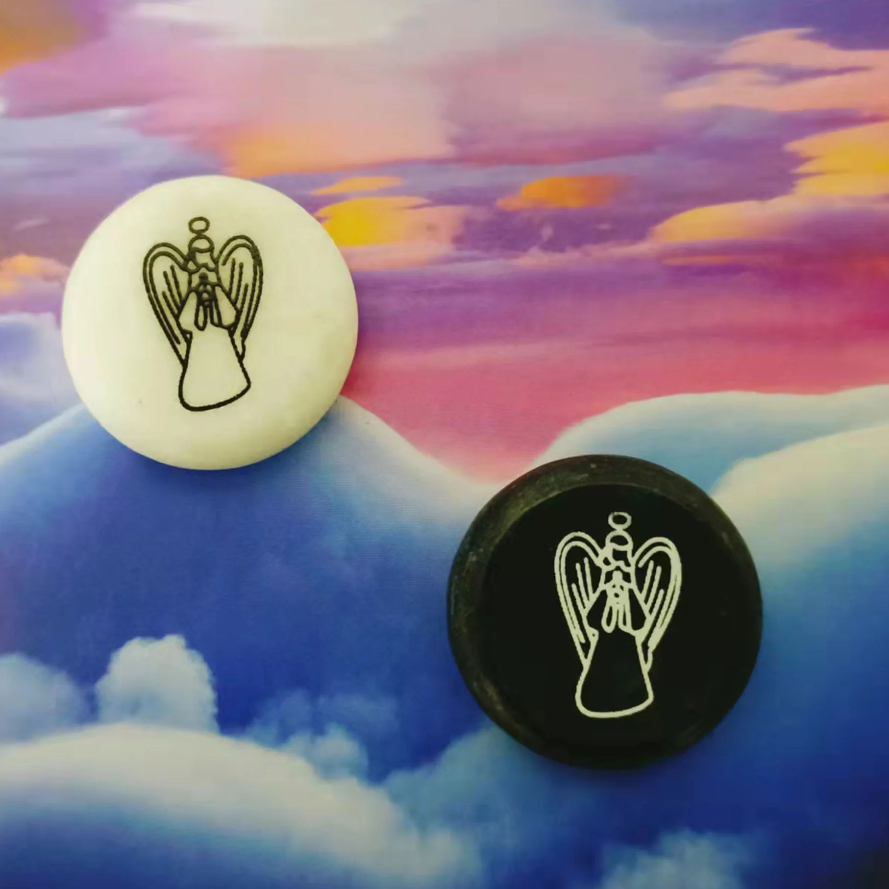 hot selling customizable pocket token gifts 3cm small white marble with printing angel token nature items