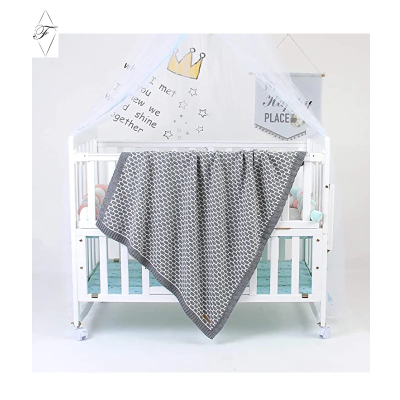 Knitting  baby blanket plaid pattern blankets hot sell baby knitted cotton blanket.