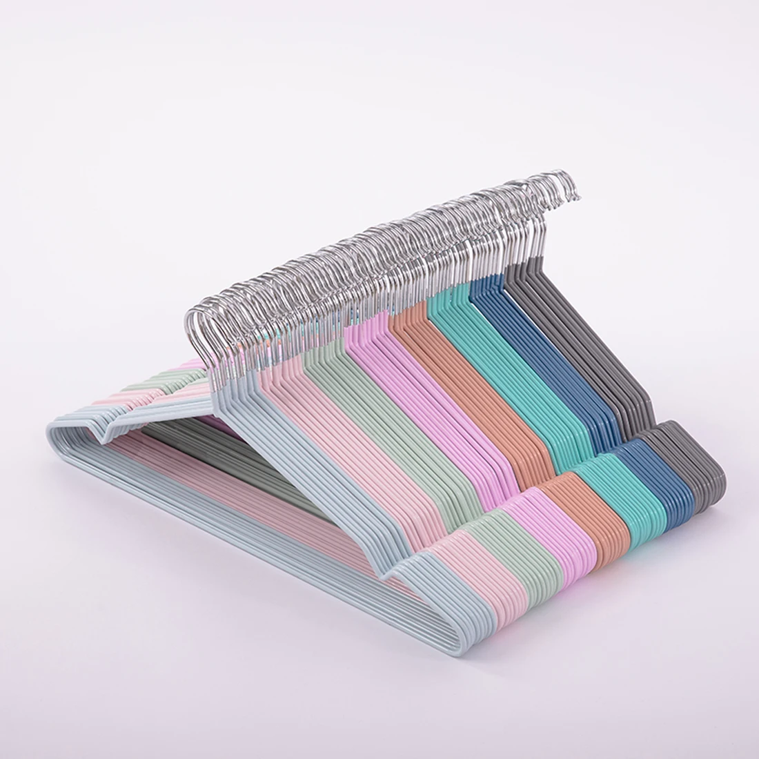 2023 Hot Selling Wholesale Cheap Price Trousers Clothes Hanger Anti Slip Household Clothing Hanger Save Space Rack Vinyl Hanger