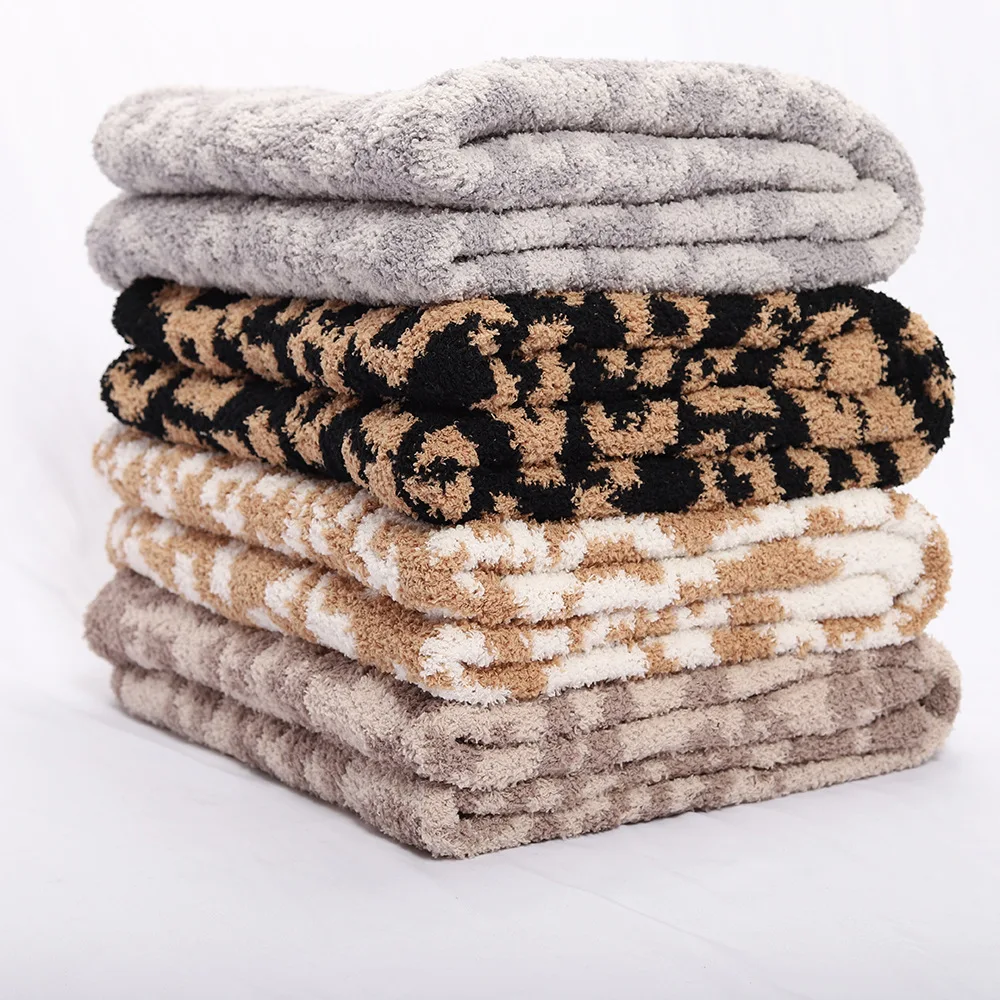 ins New Fashion Wool Knitted Leopard Blanket Soft Velvet Jacquard Knitting Print Leopard Blanket Sofa Fleece Napping Blankets